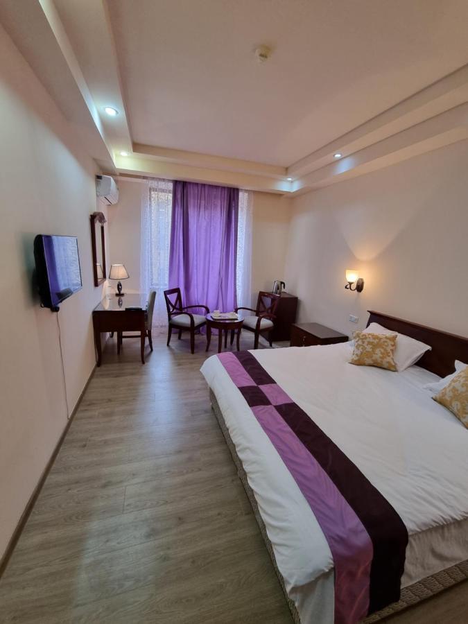 Damus Apartments Yerevan Ngoại thất bức ảnh