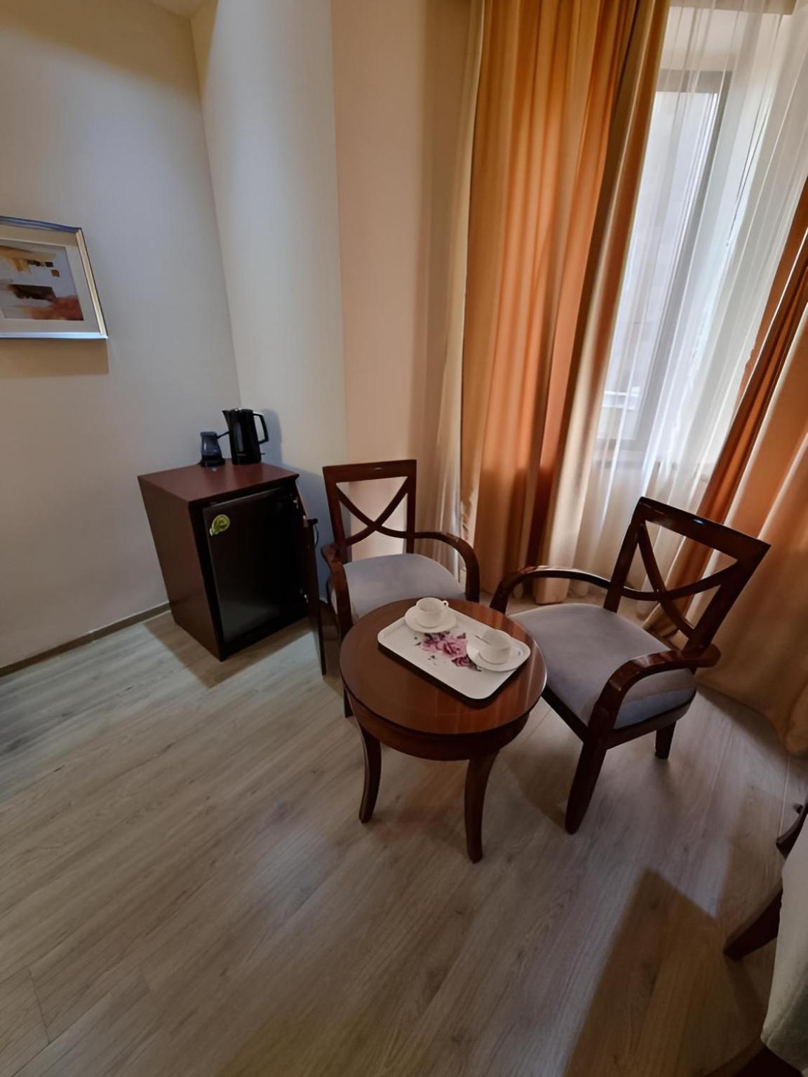 Damus Apartments Yerevan Ngoại thất bức ảnh