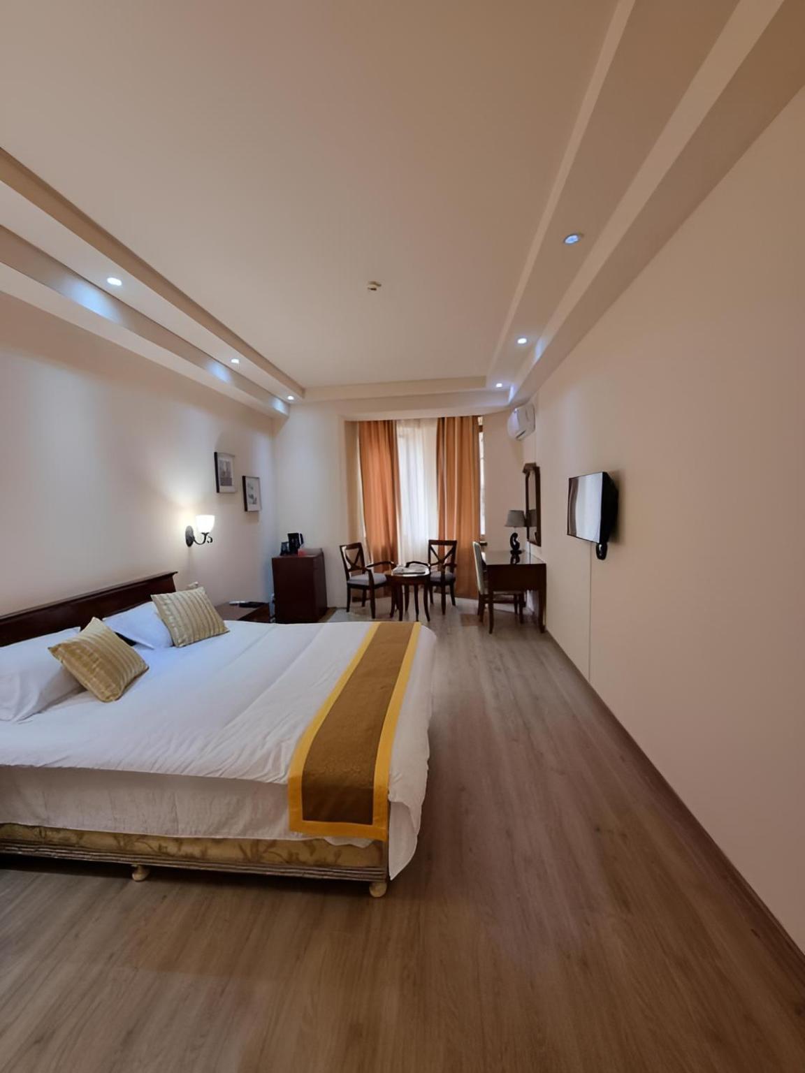 Damus Apartments Yerevan Ngoại thất bức ảnh