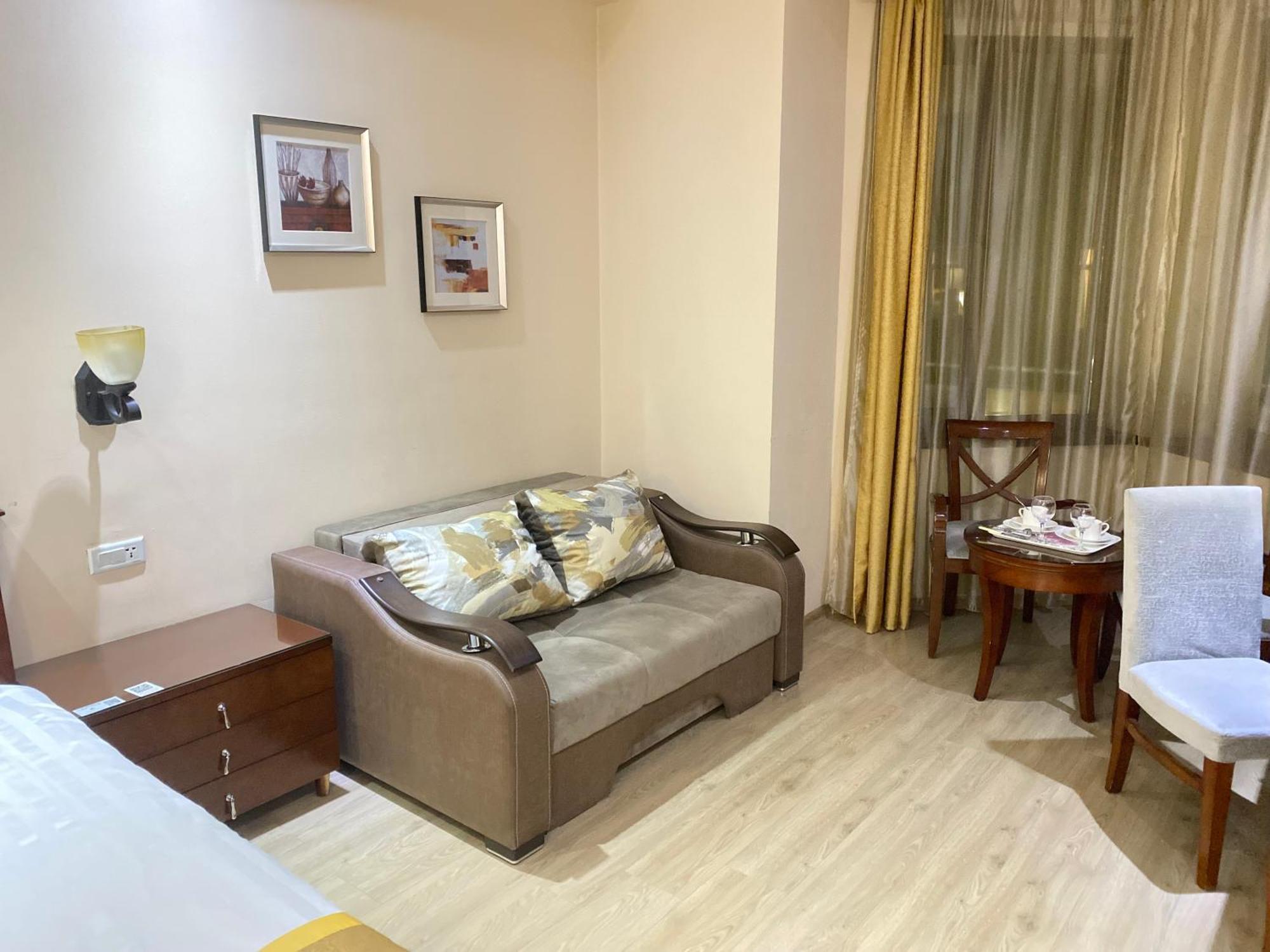 Damus Apartments Yerevan Ngoại thất bức ảnh